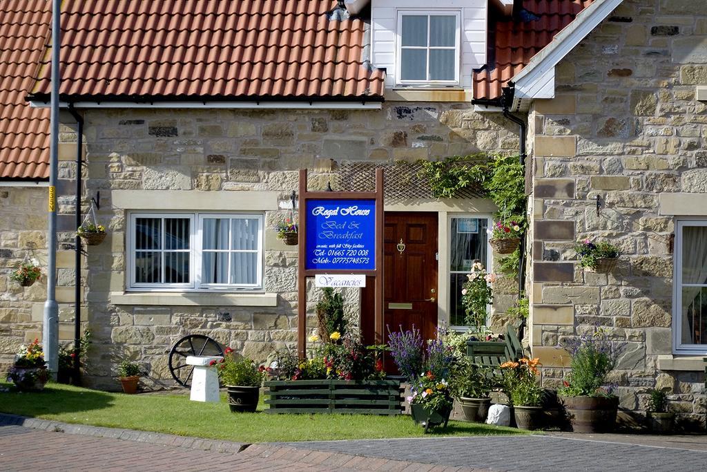 Bed and Breakfast Regal House Seahouses Exteriér fotografie